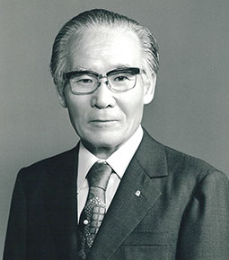 七代 藤巻忠男