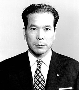 八代 小林保夫